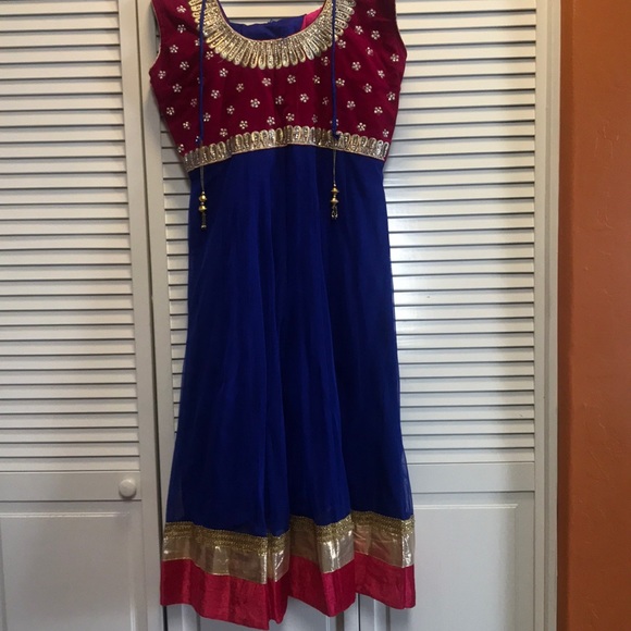 Pink and blue salwaar kameez - Picture 3 of 4